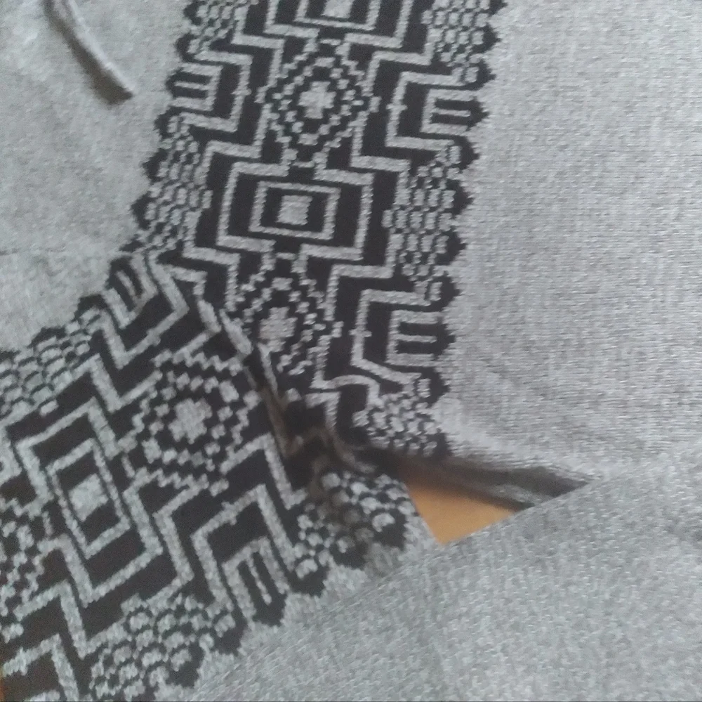 urban pipeline textured knit